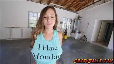 This was more than Remy LaCroix's tight pussy could handle! - sunporno.com